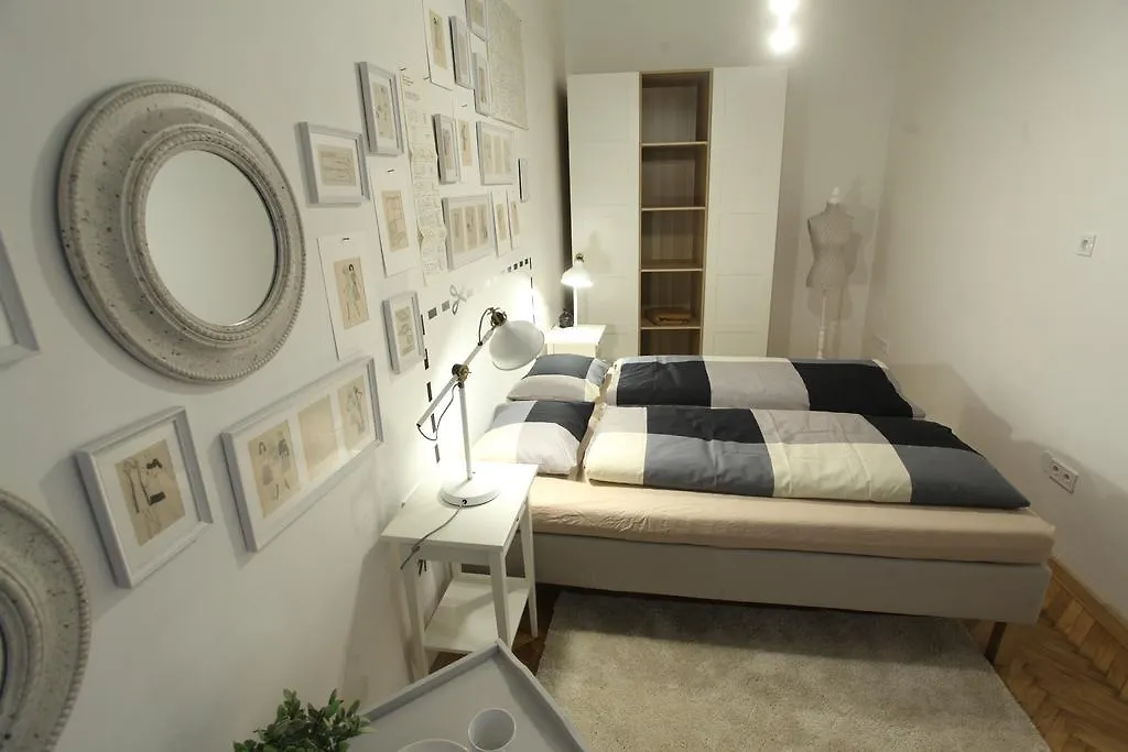 Tailor Apartment In The Center Budapest 0*,