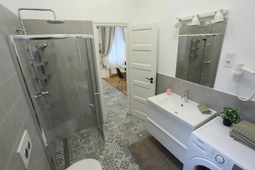 Tailor Apartment In The Center Budapeste